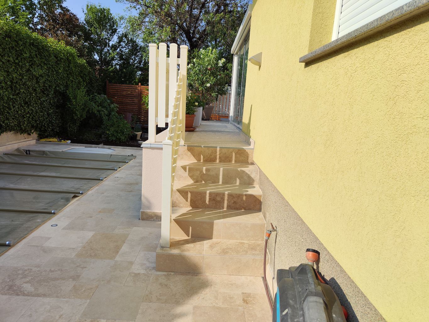 Fertiggstellte Aussenanlage