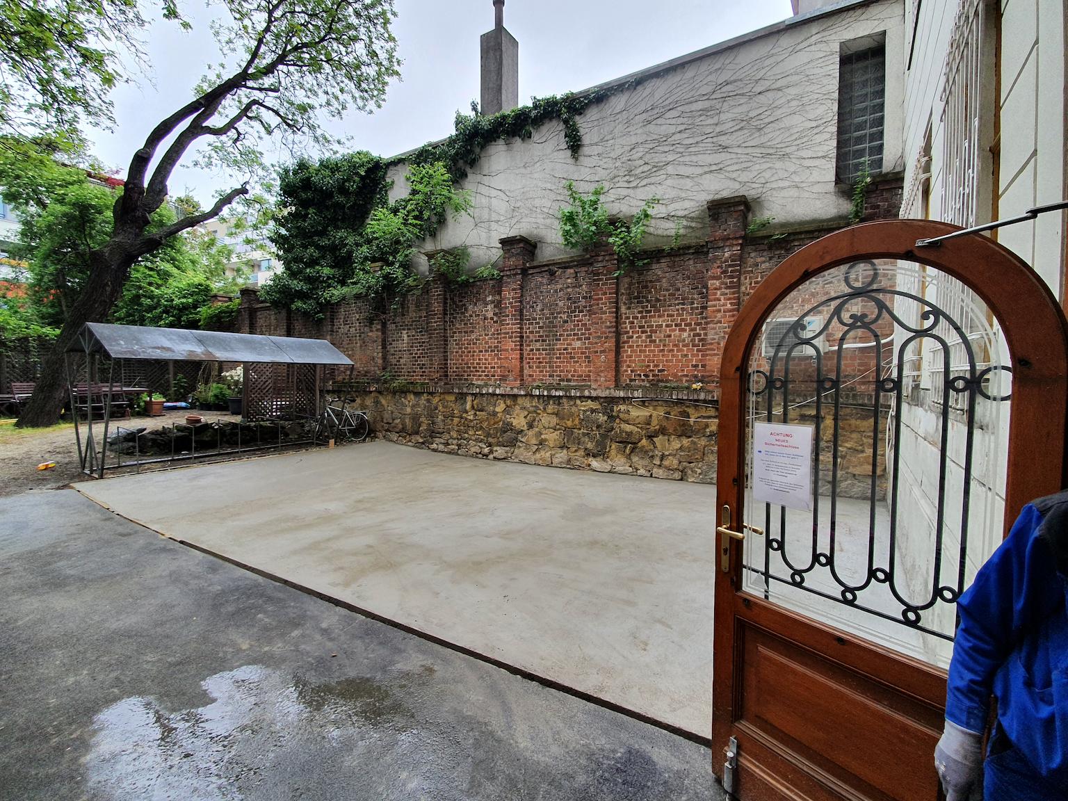 Fertiggstellte Außenanlage