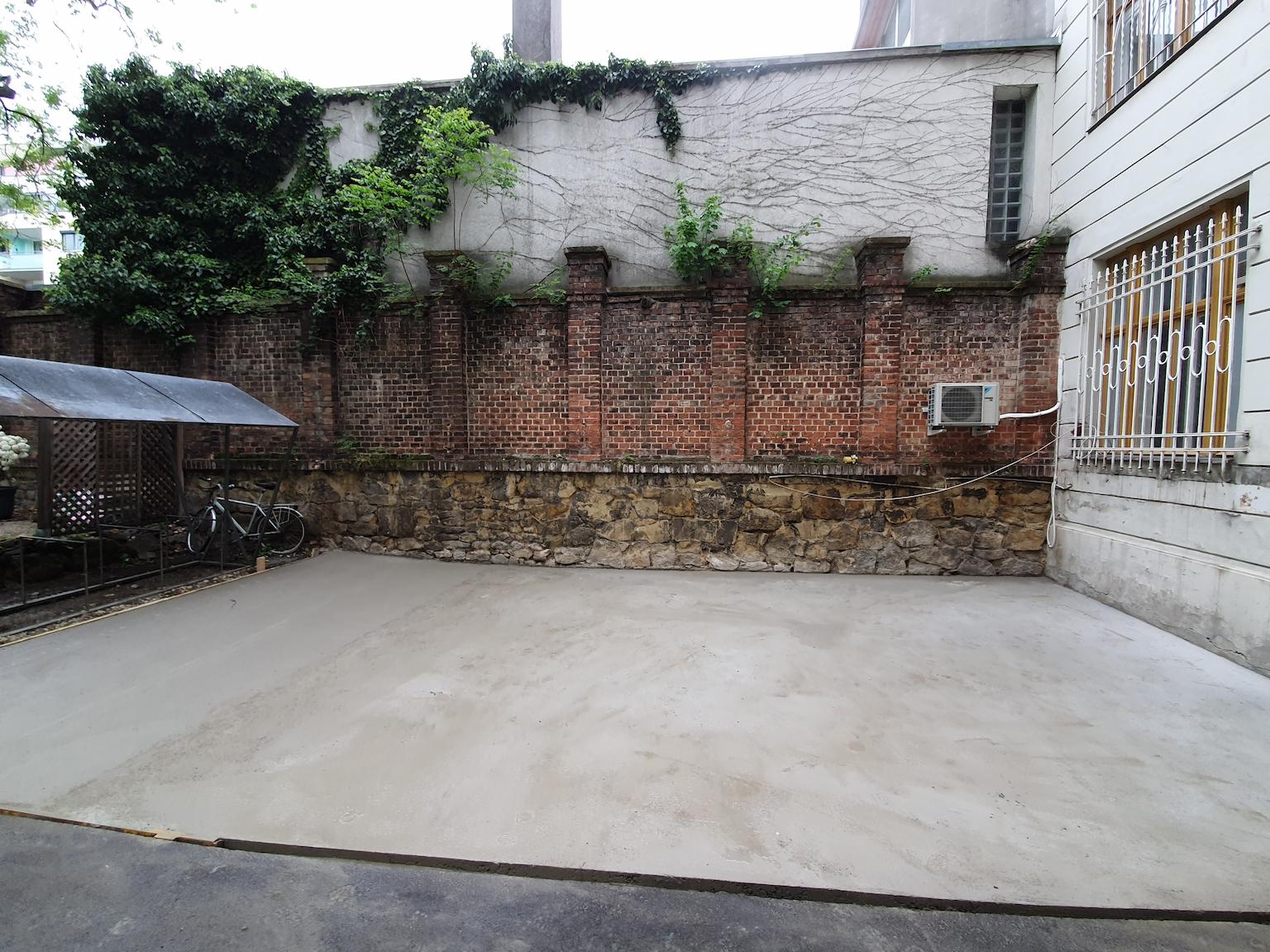 Fertiggstellte Außenanlage