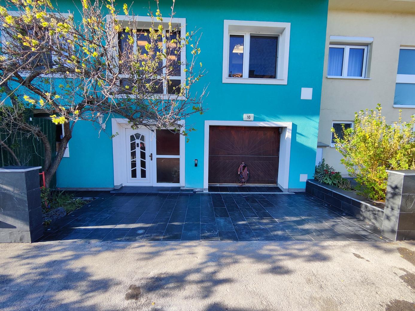 Fertiggstellte Außenanlage