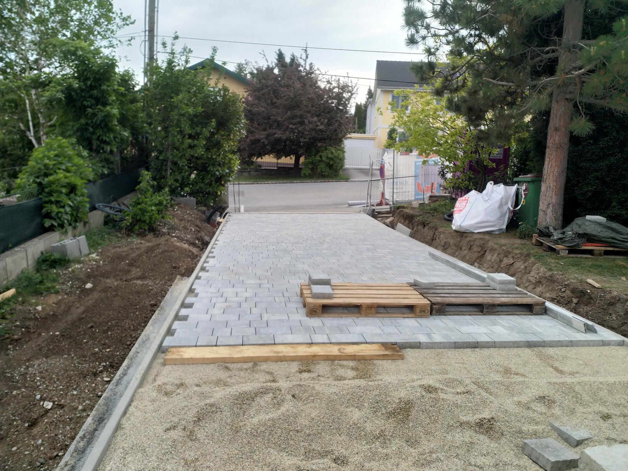 Fertiggstellte Außenanlage